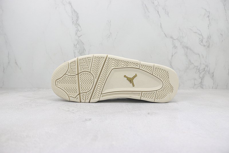 Air Jordan 4 "Cream White/Metallic Gold" фото № 8