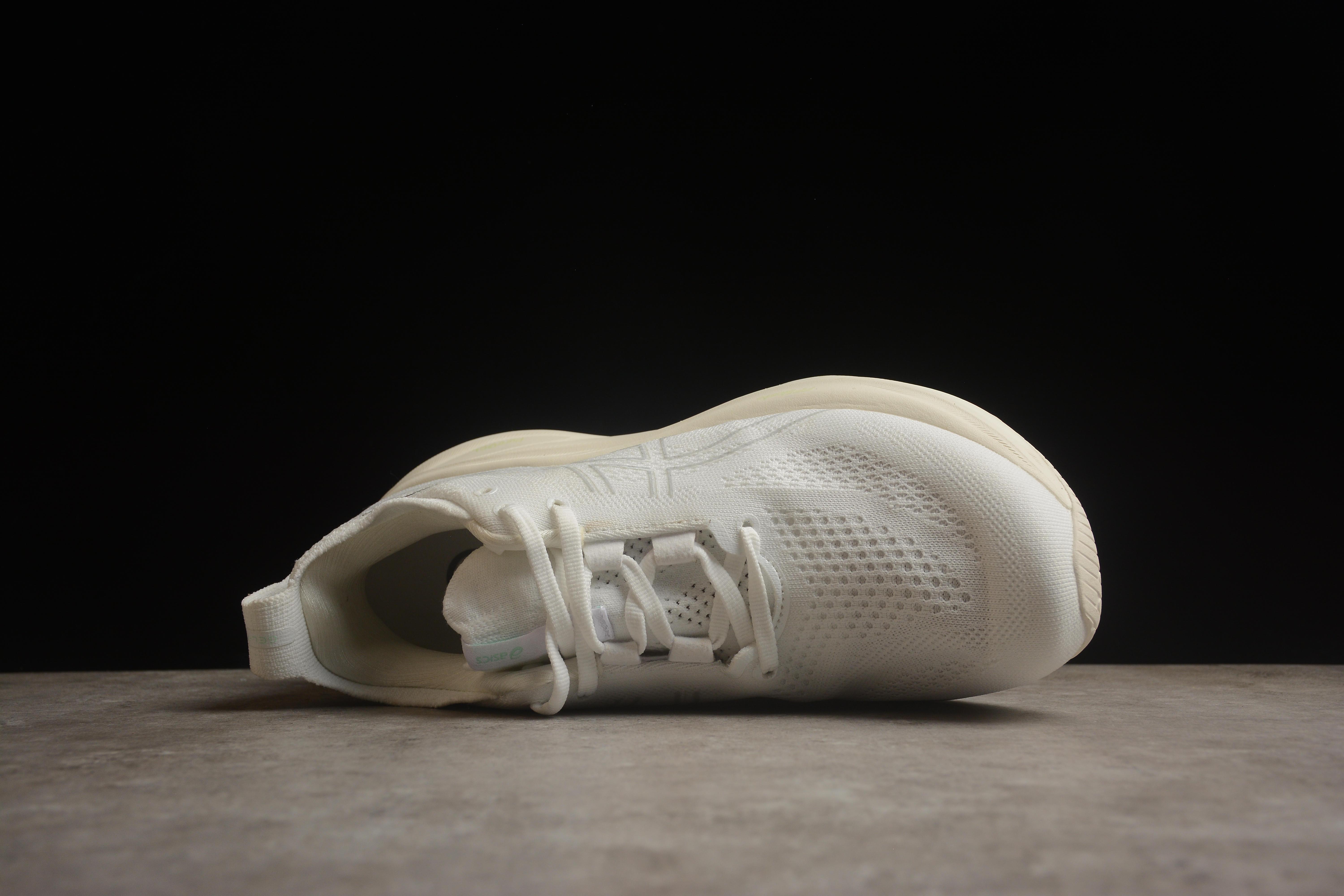 Asics Gel Nimbus 26 "White/Beige" фото № 3