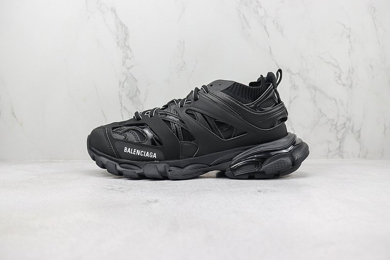 Balenciaga Track "Triple Black" фото № 2