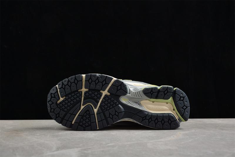 New Balance M1906 "White/Silver/Green" фото № 4