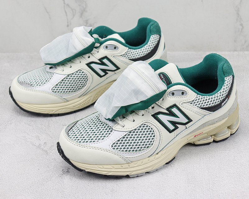 New Balance 2002R "Nightwatch Green" фото № 5