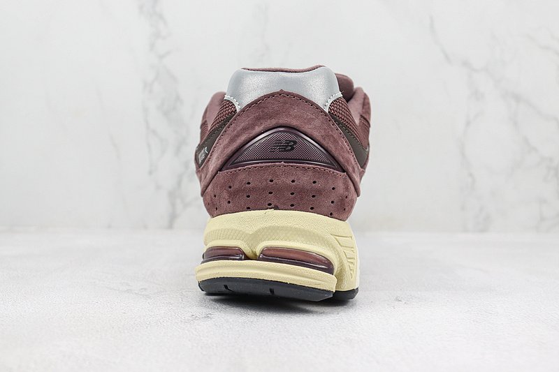 New Balance 2002R "Truffle" фото № 9
