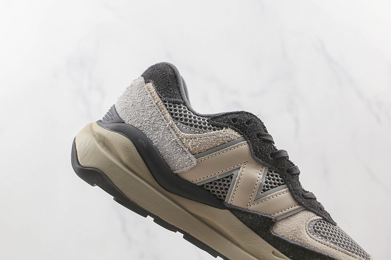 size? x New Balance 5740 "Greyscale" фото № 3