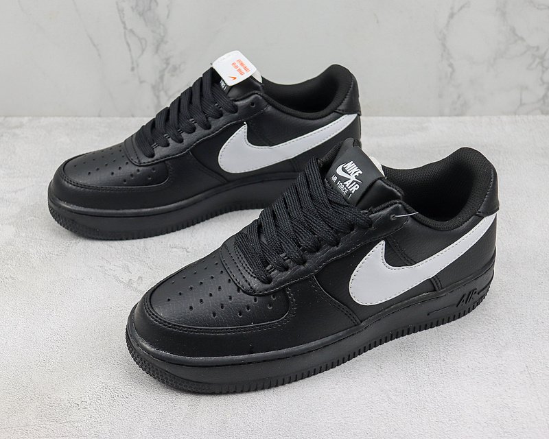 Nike Air Force 1 Low "White/Black/Magnified Hook" фото № 5