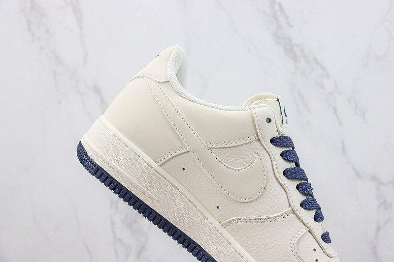 Nike Air Force 1 Low "Off White/Navy Blue Logo" фото № 3