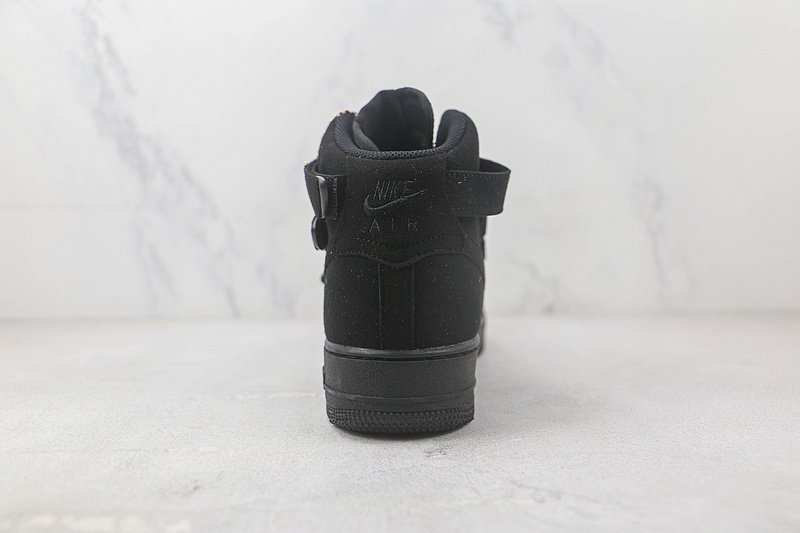 Billie Eilish x Nike Air Force 1 High "Black" фото № 9