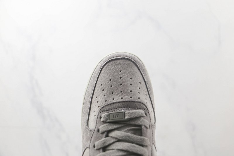 Nike Air Force 1 Mid "Triple Grey" фото № 4