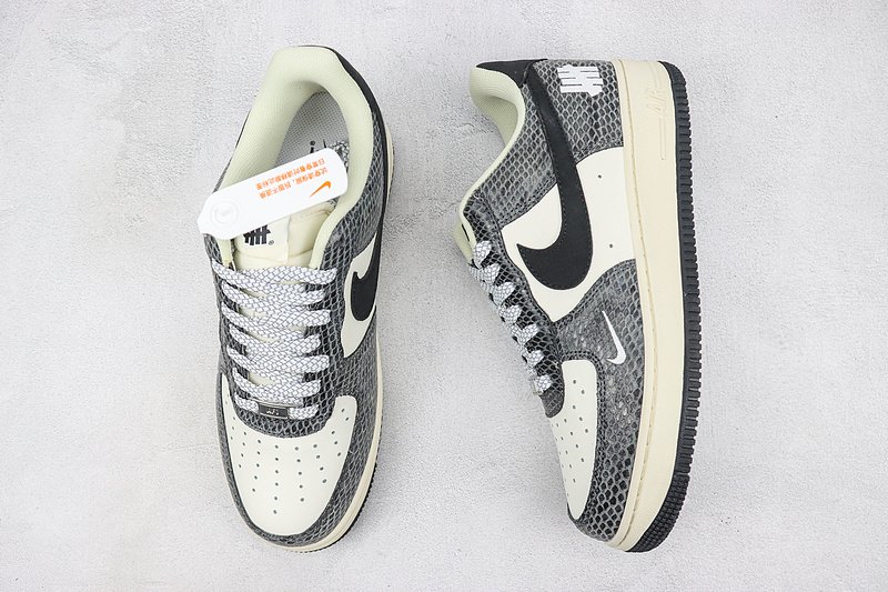 Undefeated x Nike Air Force 1 Low "Cocoa Snake" фото № 6