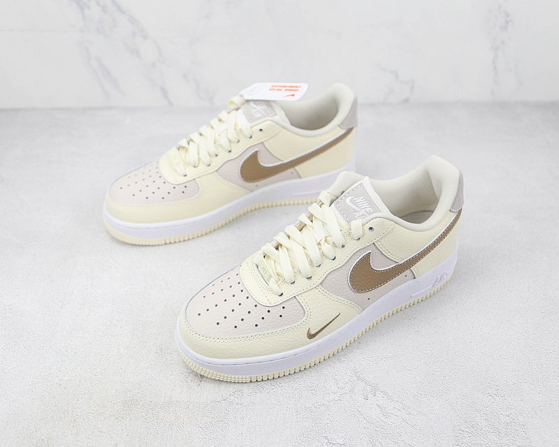 Nike Air Force 1 Low "SE Beige" фото № 5