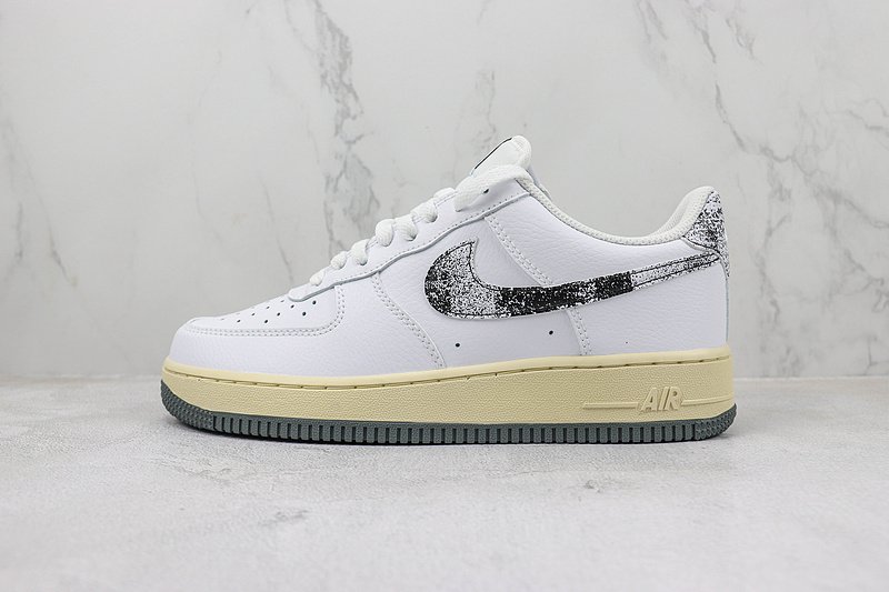 Nike Air Force 1 Low "50 Years Of Hip-Hop" фото № 2