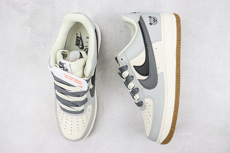 Nike Air Force 1 Low "Black/Grey Grizzly Bear" фото № 7