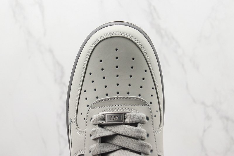 Nike Air Force 1 Low "Dark Grey/Metallic Gold" фото № 4