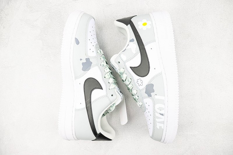 Nike Air Force 1 Low "Love and Flowers White/Grey/Black" фото № 7