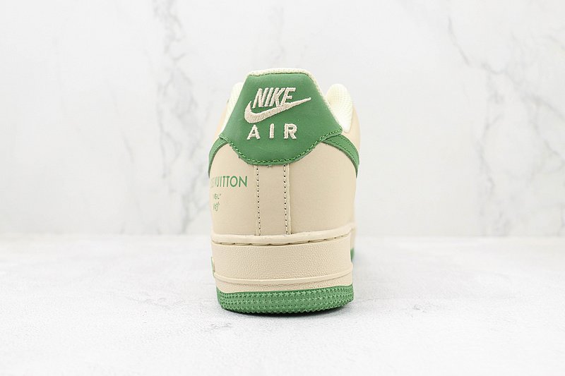Louis Vuitton x Nike Air Force 1 Low "Beige/White/Leaf Green" фото № 9