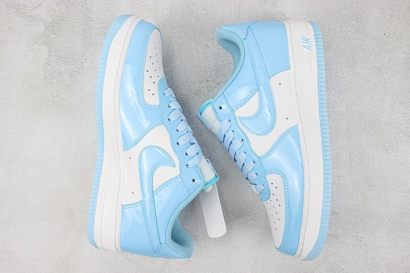 Nike Air Force 1 Low "North Carolina Blue" фото № 7
