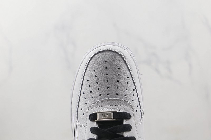 Nike Air Force 1 Low "White/Red/Black Claws" фото № 4