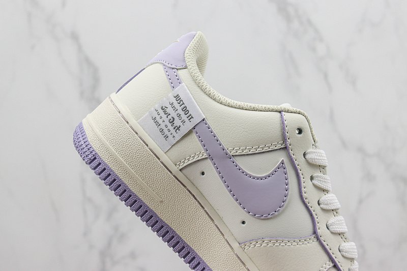 Nike Air Force 1 07 Low "Purple Rice" фото № 3