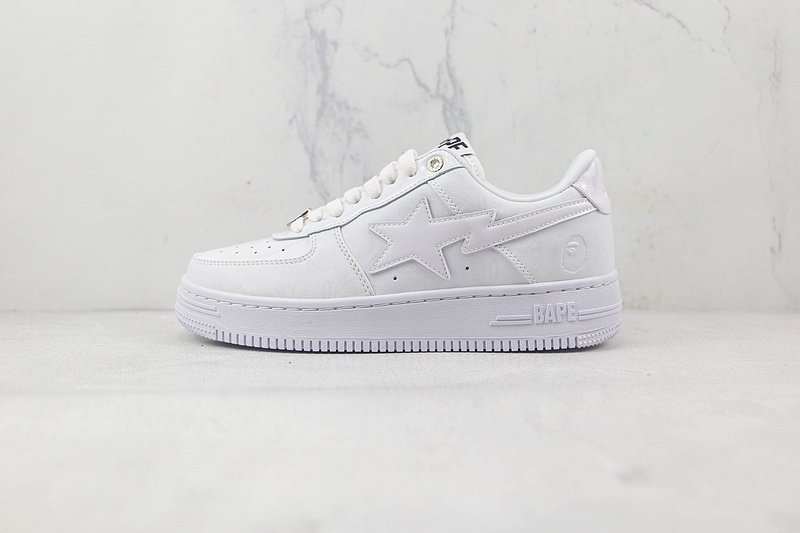 A Bathing Ape x Nike Air Force 1 Low "Triple White Sta" фото № 2