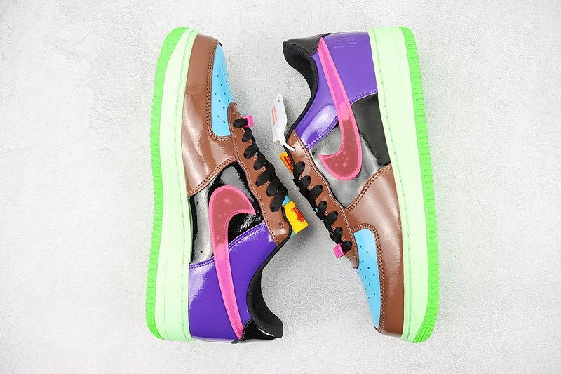 Undefeated x Nike Air Force 1 Low "Wild Berry/Brown/Black/Purple" фото № 6