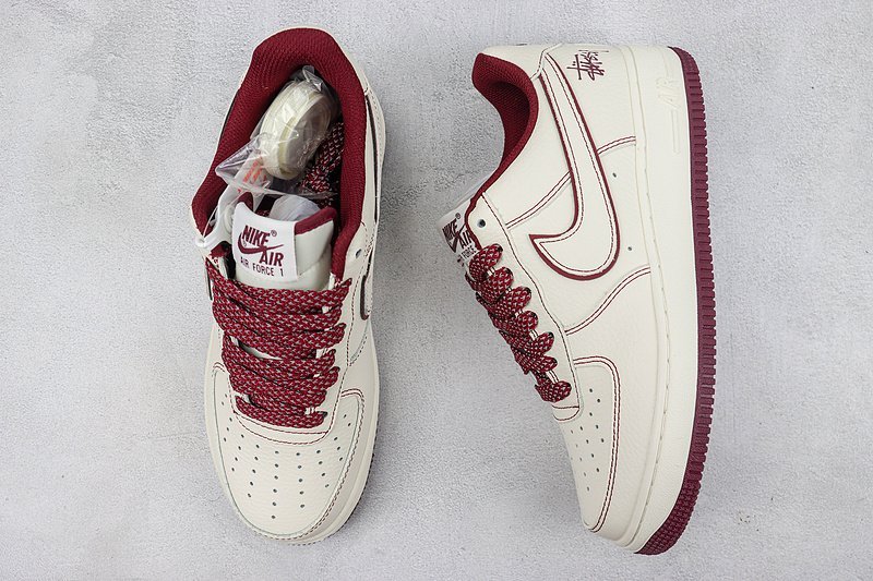 Stussy x Nike Air Force 1 Low "White Chocolate/Burugundy" фото № 7