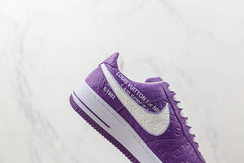 Louis Vuitton x Nike Air Force 1 Low "Purple/White/Monogram" фото № 3