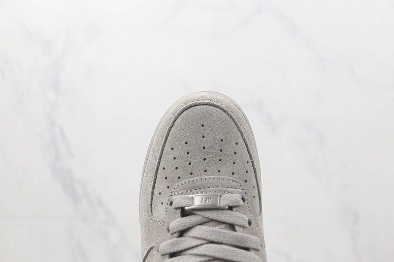 Reigning Champ x Nike Air Force 1 Mid "Grey/Dark Grey" фото № 3