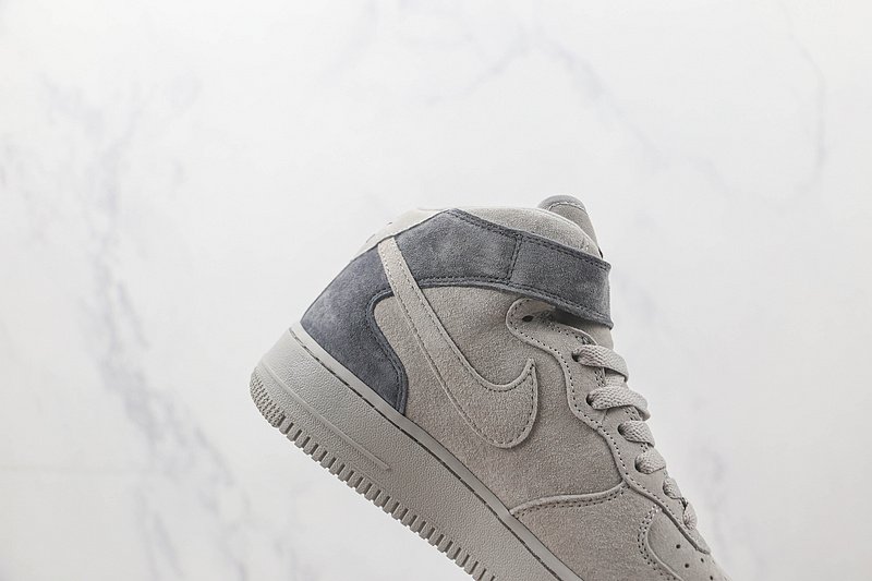 Reigning Champ x Nike Air Force 1 Mid "Grey/Dark Grey" фото № 4