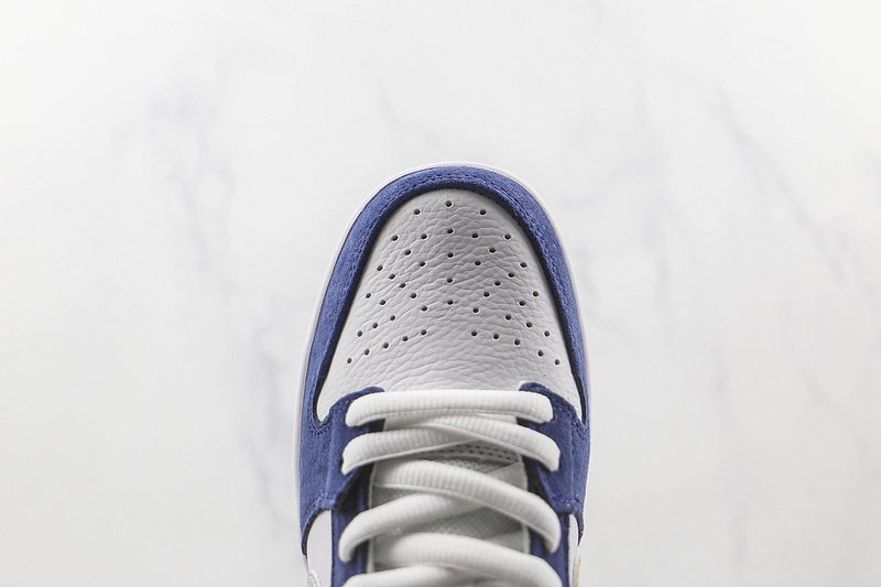 Nike SB Dunk Low "lshod Wair" фото № 3