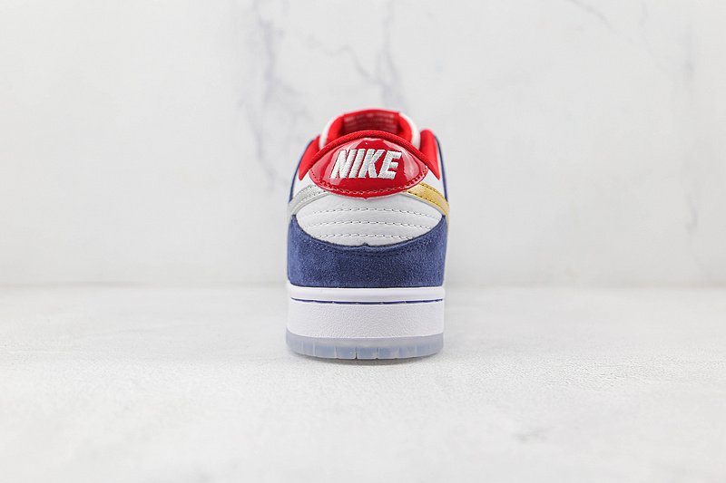 Nike SB Dunk Low "lshod Wair" фото № 8