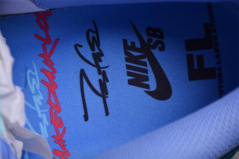 Futura x Nike SB Dunk Low "Bleached Aqua" фото № 5