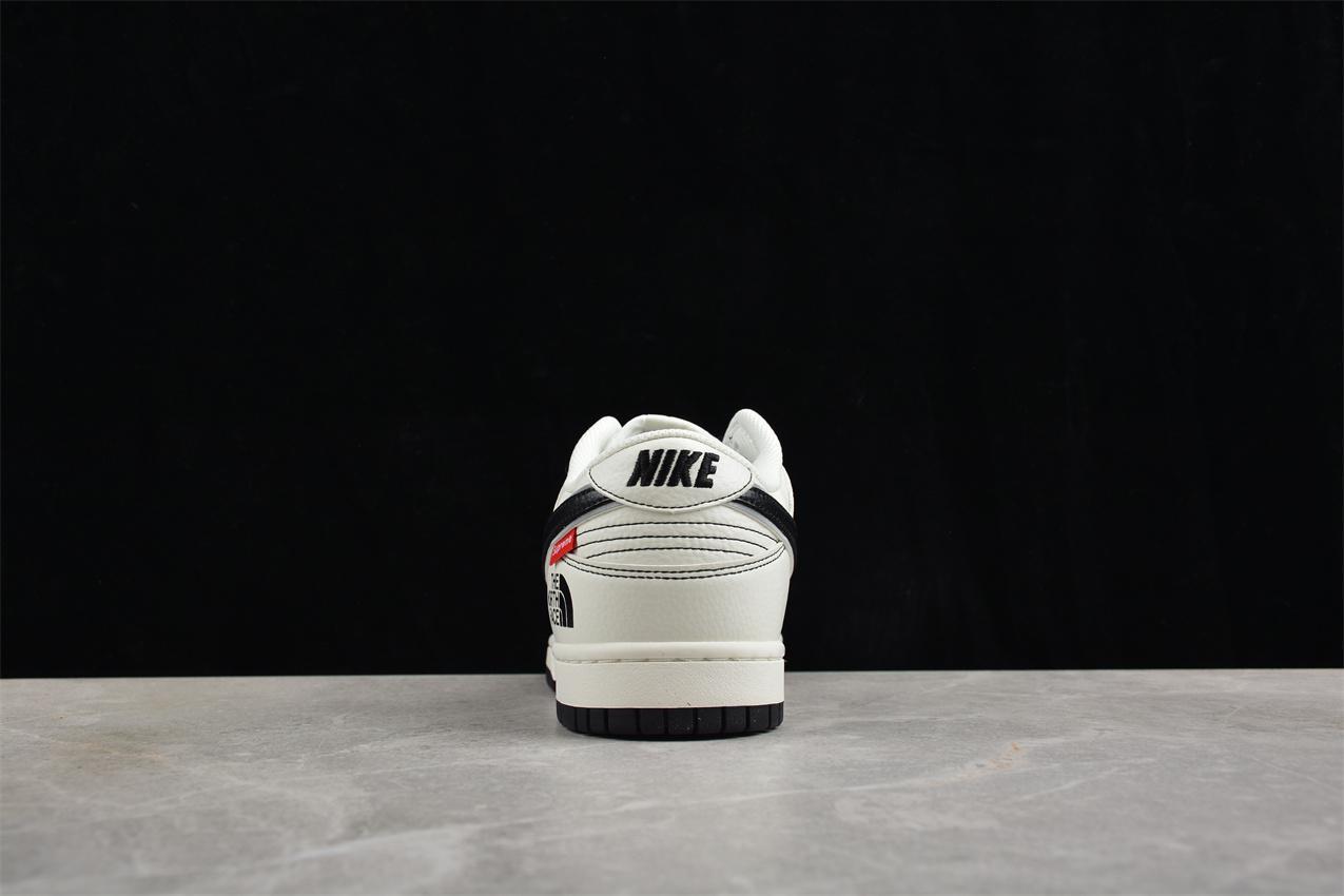 The North Face x Nike SB Dunk Low Supreme "White/Black" фото № 5