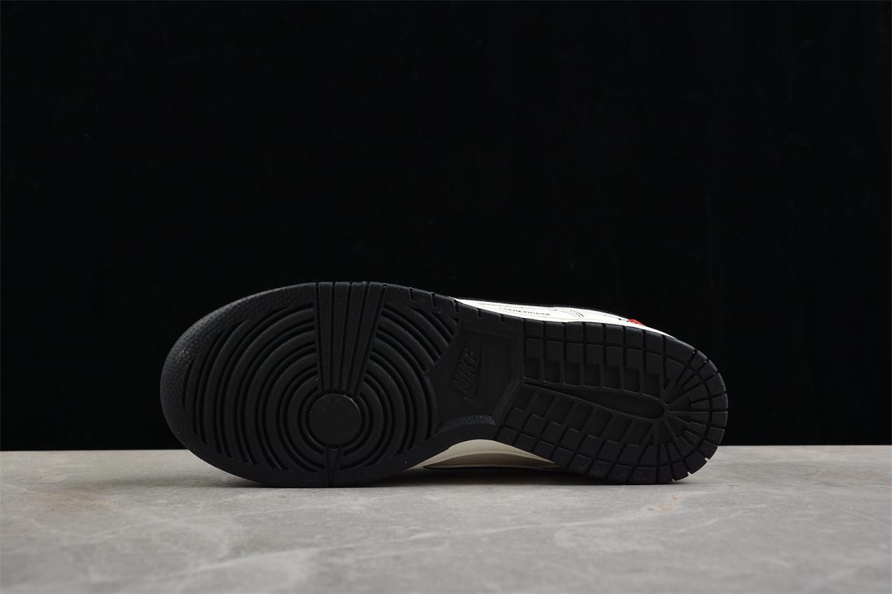 The North Face x Nike SB Dunk Low Supreme "White/Black" фото № 4