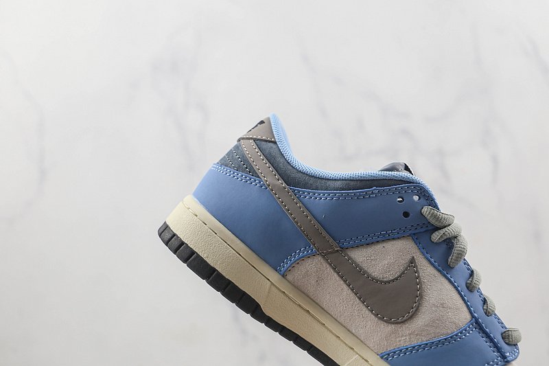 Otomo Katsuhiro x Nike SB Dunk Low "Old Blue" фото № 4
