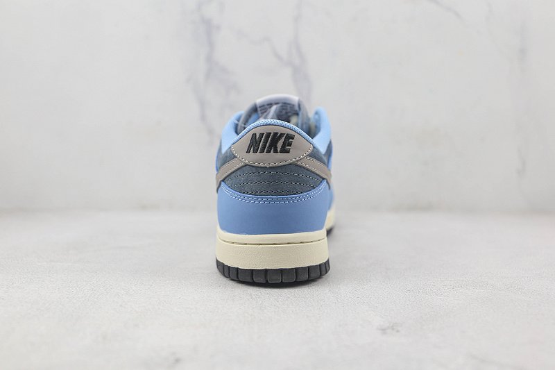 Otomo Katsuhiro x Nike SB Dunk Low "Old Blue" фото № 8