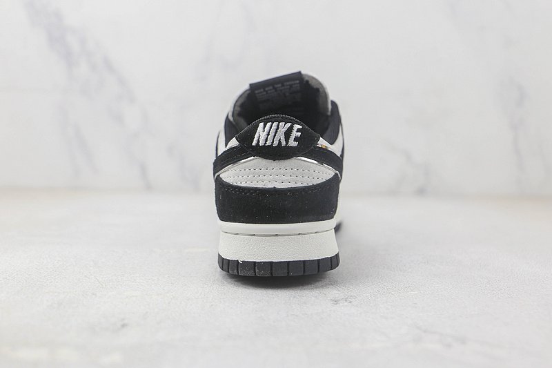 Otomo Katsuhiro x Nike SB Dunk Low "Blackie Grey" фото № 8