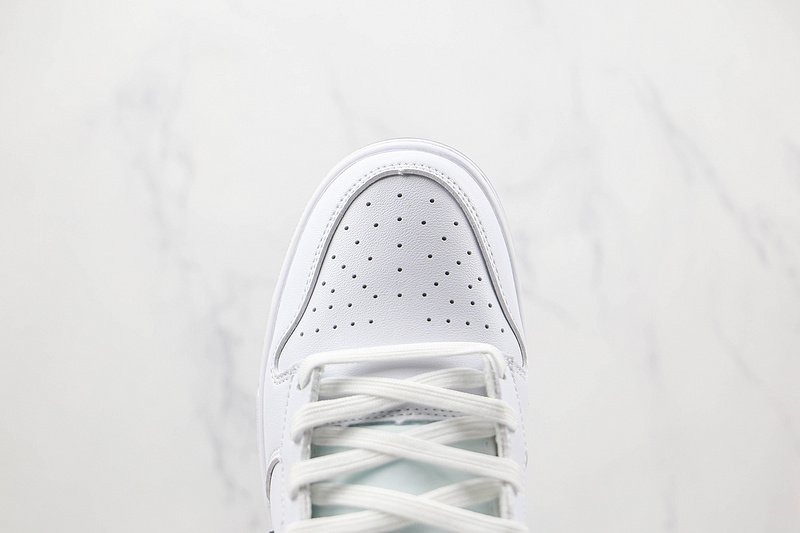 Nike Dunk Low "Panda" фото № 3