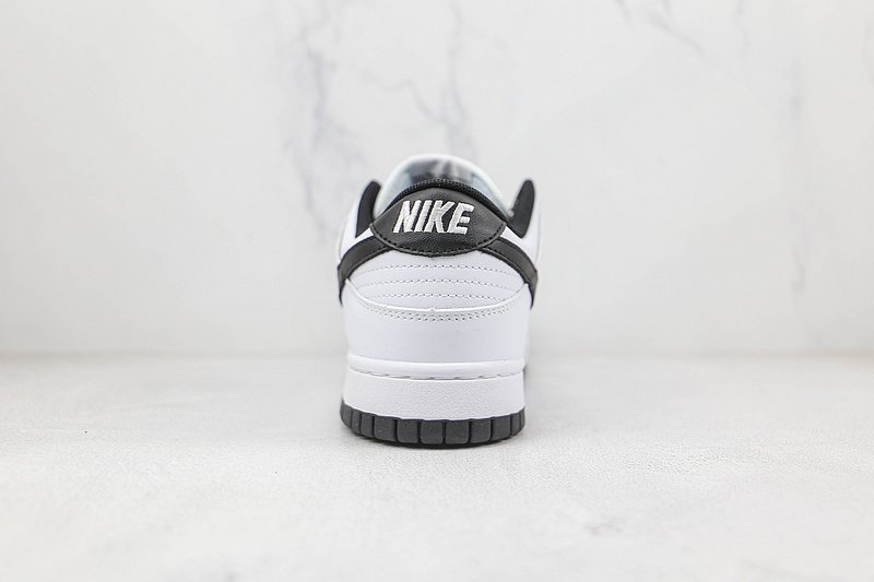 Nike Dunk Low "Panda" фото № 8