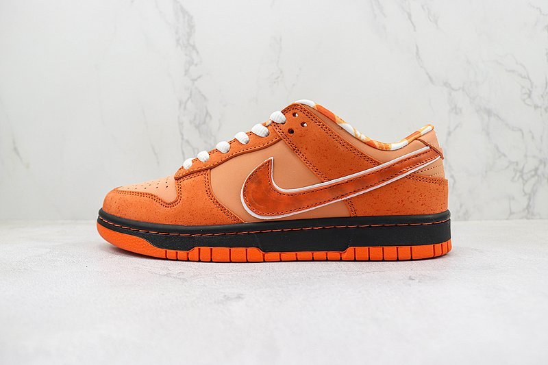 Concepts x Nike SB Dunk Low "Orange Lobster" фото № 2