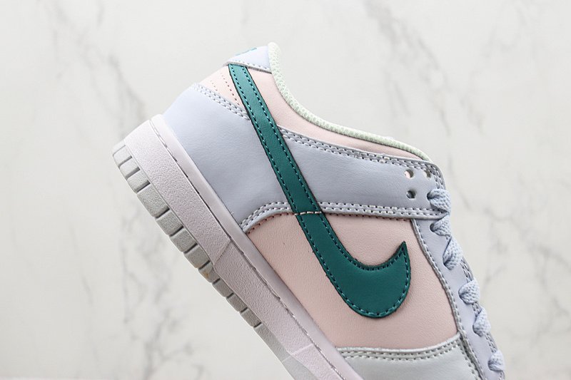 Nike Dunk Low GS "Mineral Teal" фото № 4