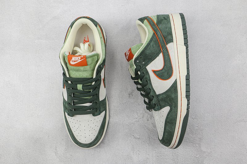 Otomo Katsuhiro x Nike SB Dunk Low "Steamboy OST/Green/Orange" фото № 6