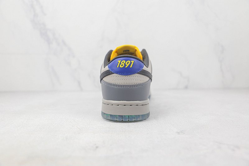 North Carolina A&T x Nike SB Dunk Low "Ayante" фото № 8