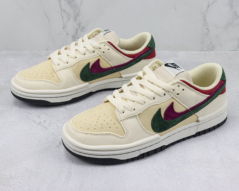 Otomo Katsuhiro x Nike SB Dunk Low "Canvas Otomo Keyang" фото № 5