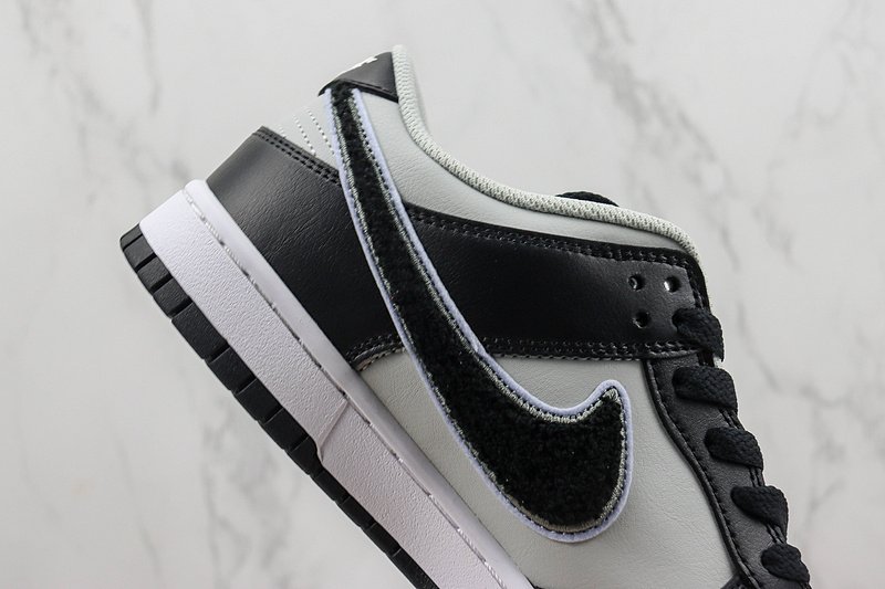 Nike Dunk Low "Chenille Swoosh Black/Grey" фото № 4