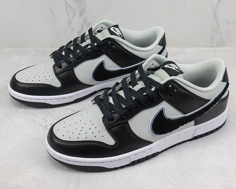 Nike Dunk Low "Chenille Swoosh Black/Grey" фото № 5