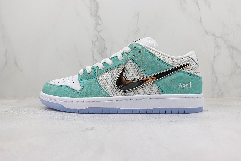 April Skateboards x Nike SB Dunk Low "Blue" фото № 2