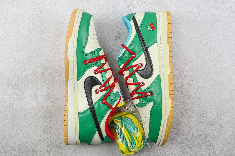 Nike Dunk Low "Green Berry" фото № 6