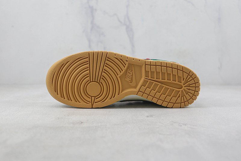 Nike Dunk Low "Green Berry" фото № 8