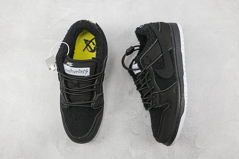 Nike SB Dunk Low "Gnarhunters" фото № 6