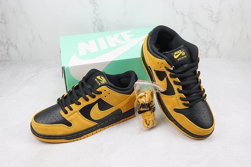 Nike Dunk Low "Lowa" фото № 7