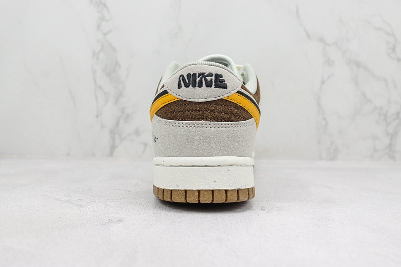 Nike Dunk Low "Dusty Olive/Double Swoosh" фото № 9